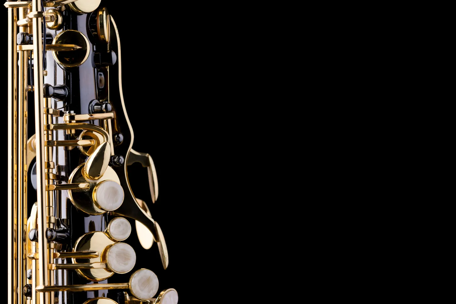 Ile oktaw ma saksofon?